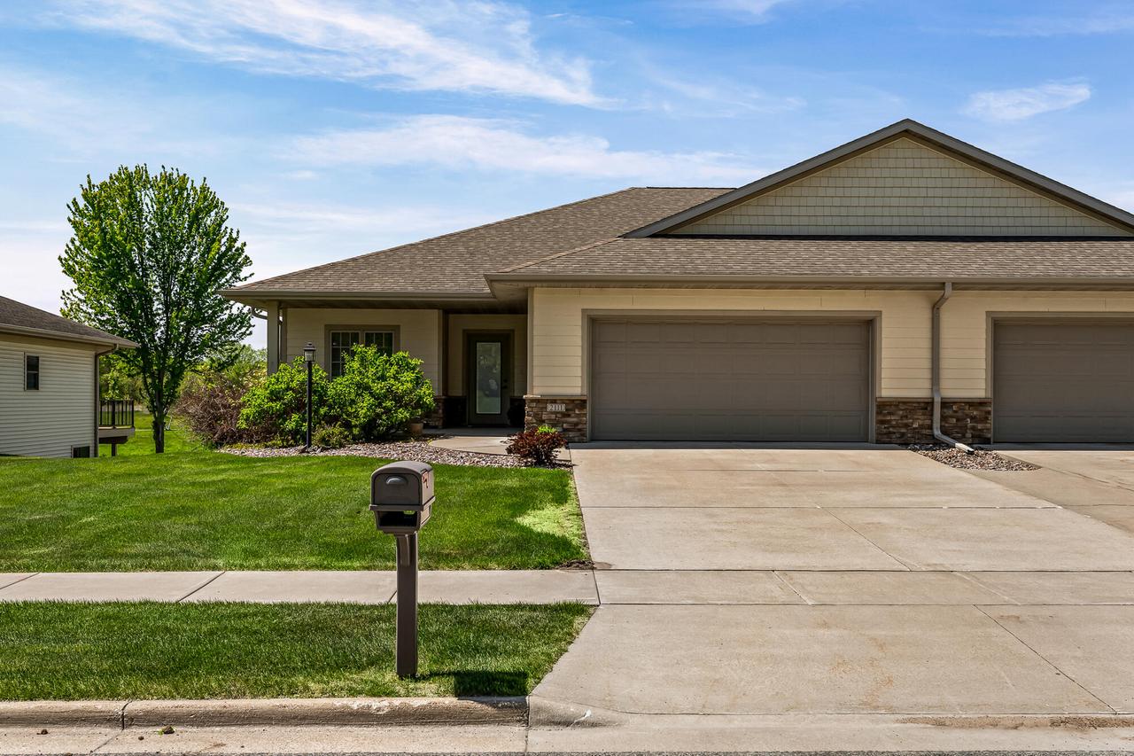 2111 Krause Rd, Onalaska, WI 54650