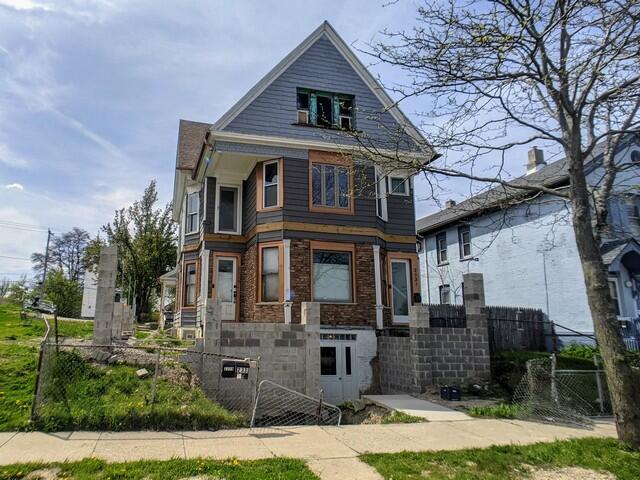 2329 N Vel R Phillips Ave #2331, Milwaukee, WI 53212