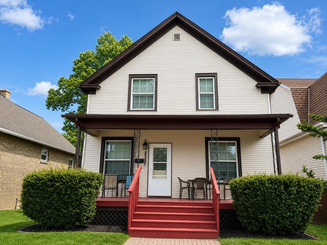 2337 Hansen Ave, Racine, WI 53405