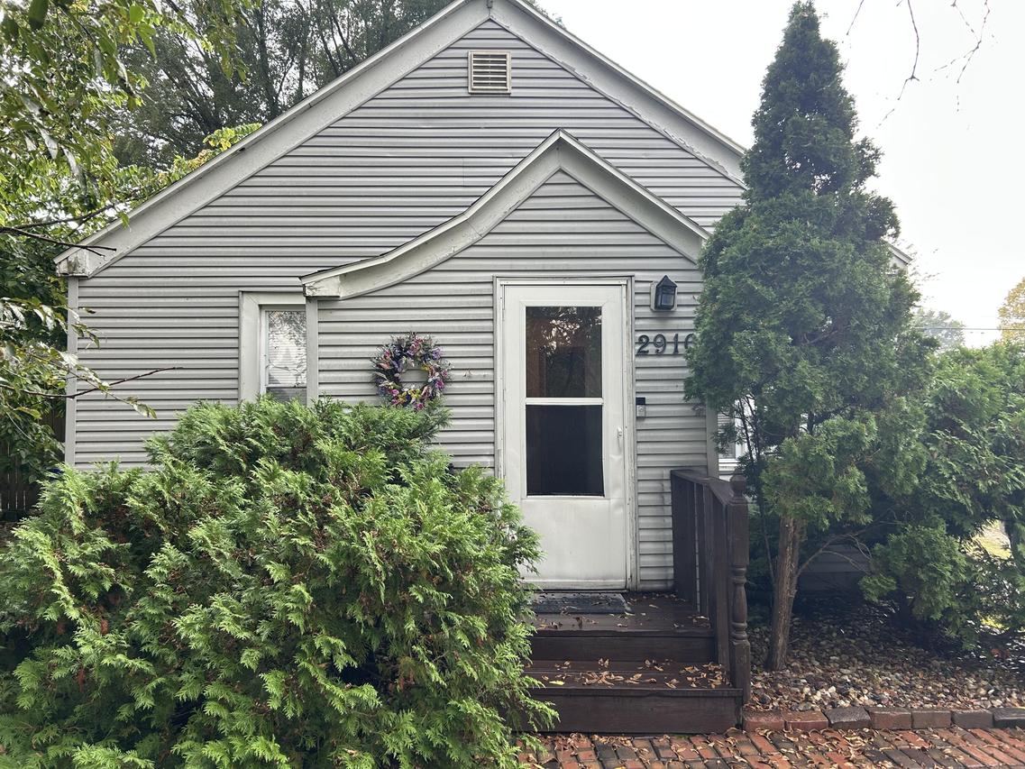 2910 21st Ter., La Crosse, WI 54601