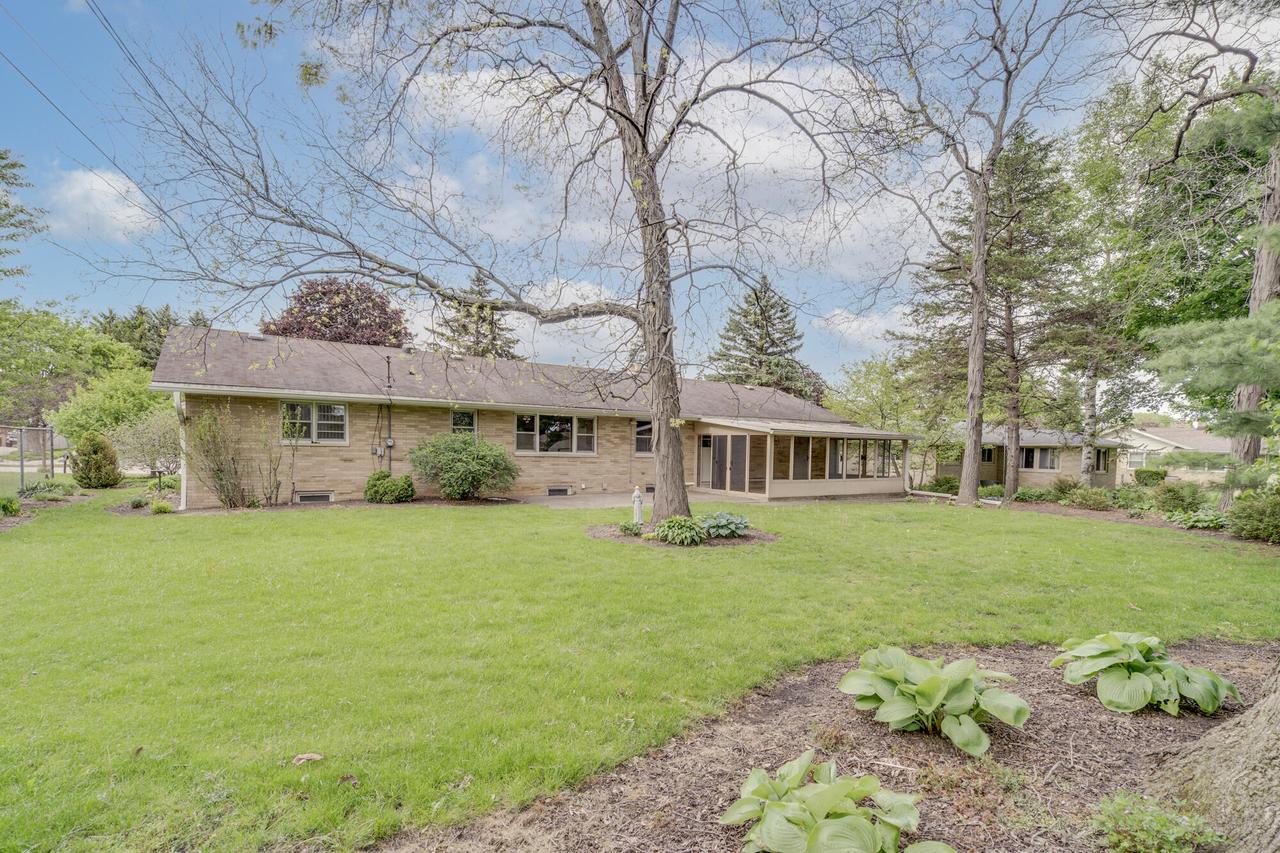 4129 86th St, Pleasant Prairie, WI 53142