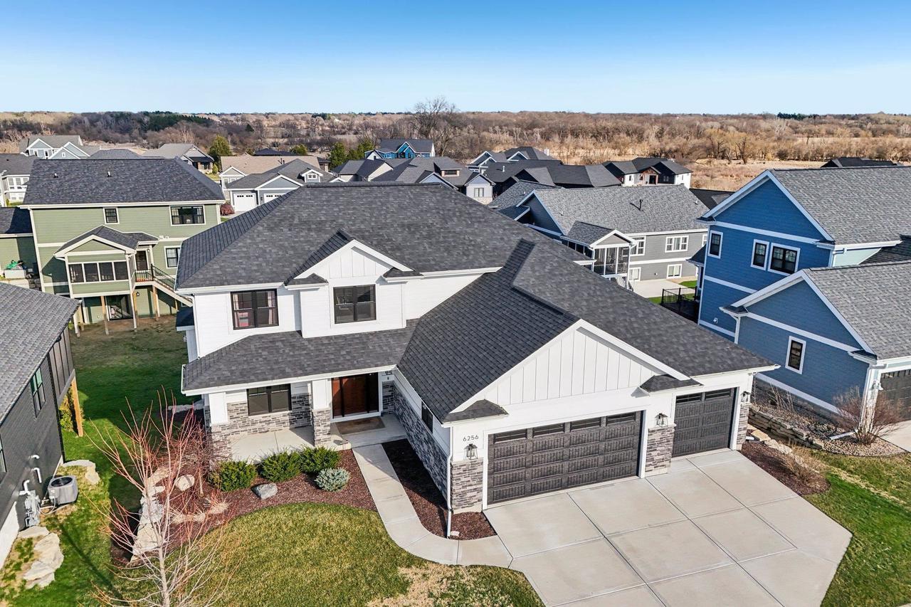 6256 John F. Kennedy Dr, Deforest, WI 53532