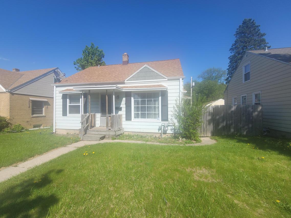 4132 N 51st Blvd, Milwaukee, WI 53216