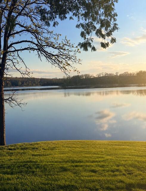 N6803 Lake Dr, Richmond, WI 53190