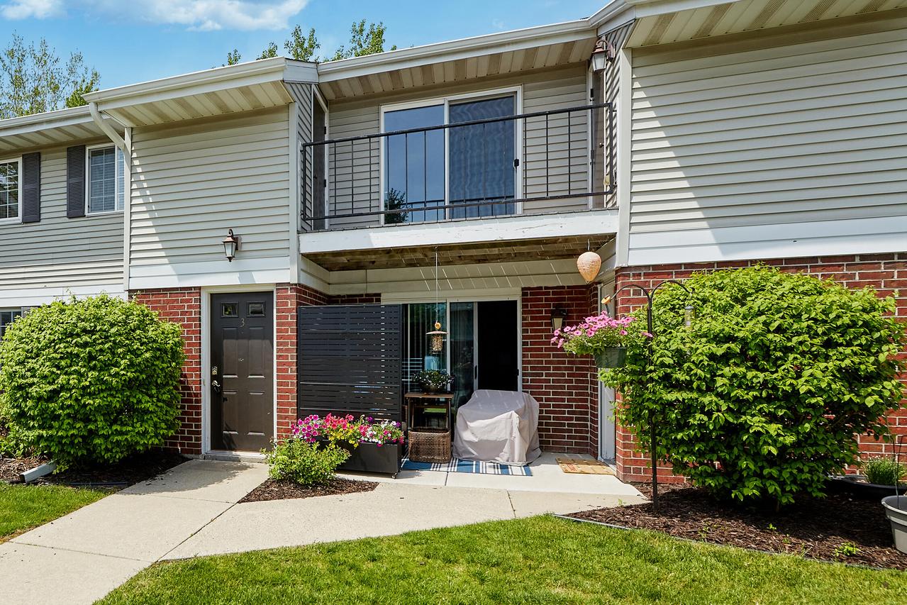 N110W17058 Ashbury Ln #3, Germantown, WI 53022