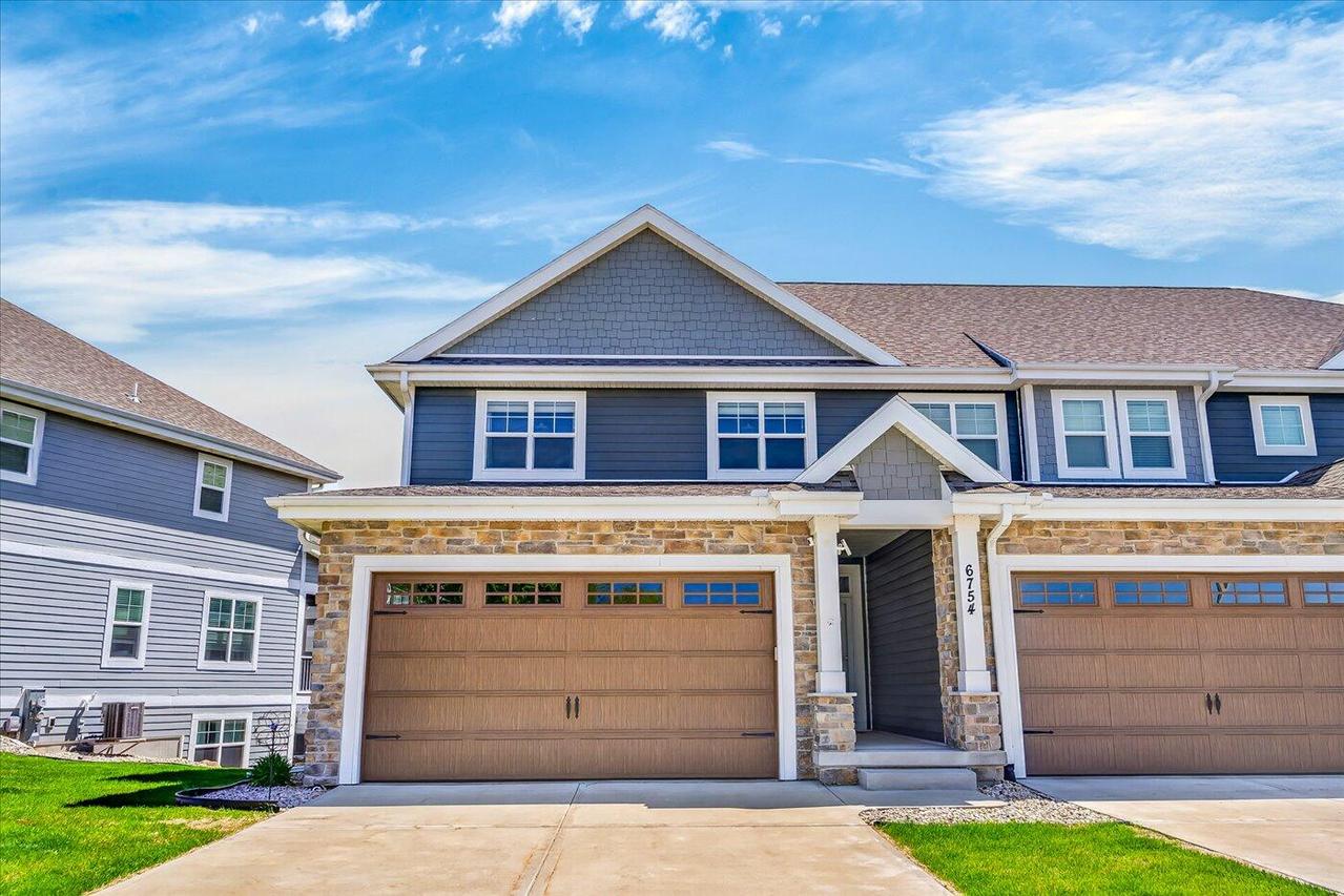 6754 Conservancy Plz., Deforest, WI 53532