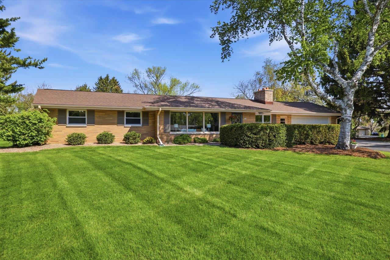 4054 Maple Grove, Richfield, WI 53033