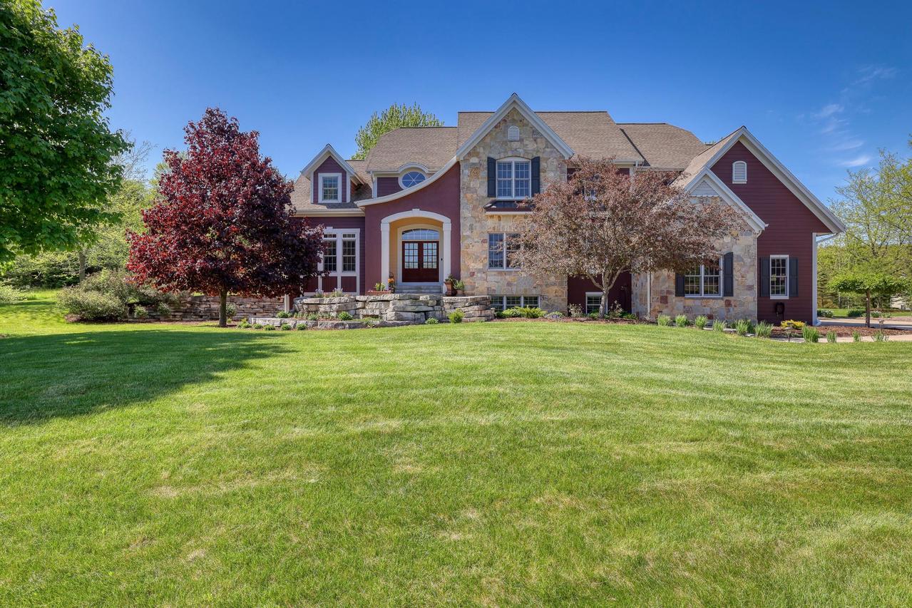 5249 Red Cedar Ct, West Bend, WI 53095
