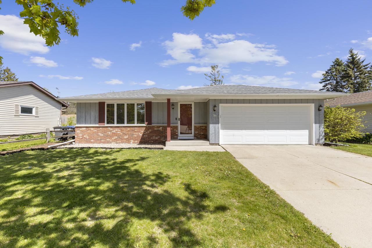 617 N 28th St, Sheboygan, WI 53081
