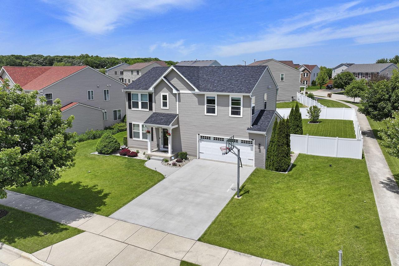11404 65th St, Kenosha, WI 53142