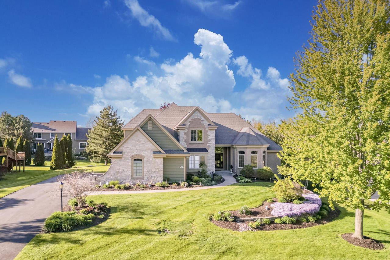N52W16816 Oak Ridge, Menomonee Falls, WI 53051