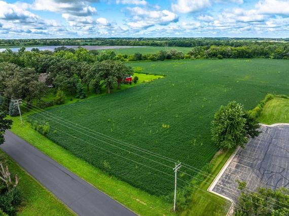 New Homes For Sale This Week That Attend Elkhorn Area Middle School: May 15th to May 21st