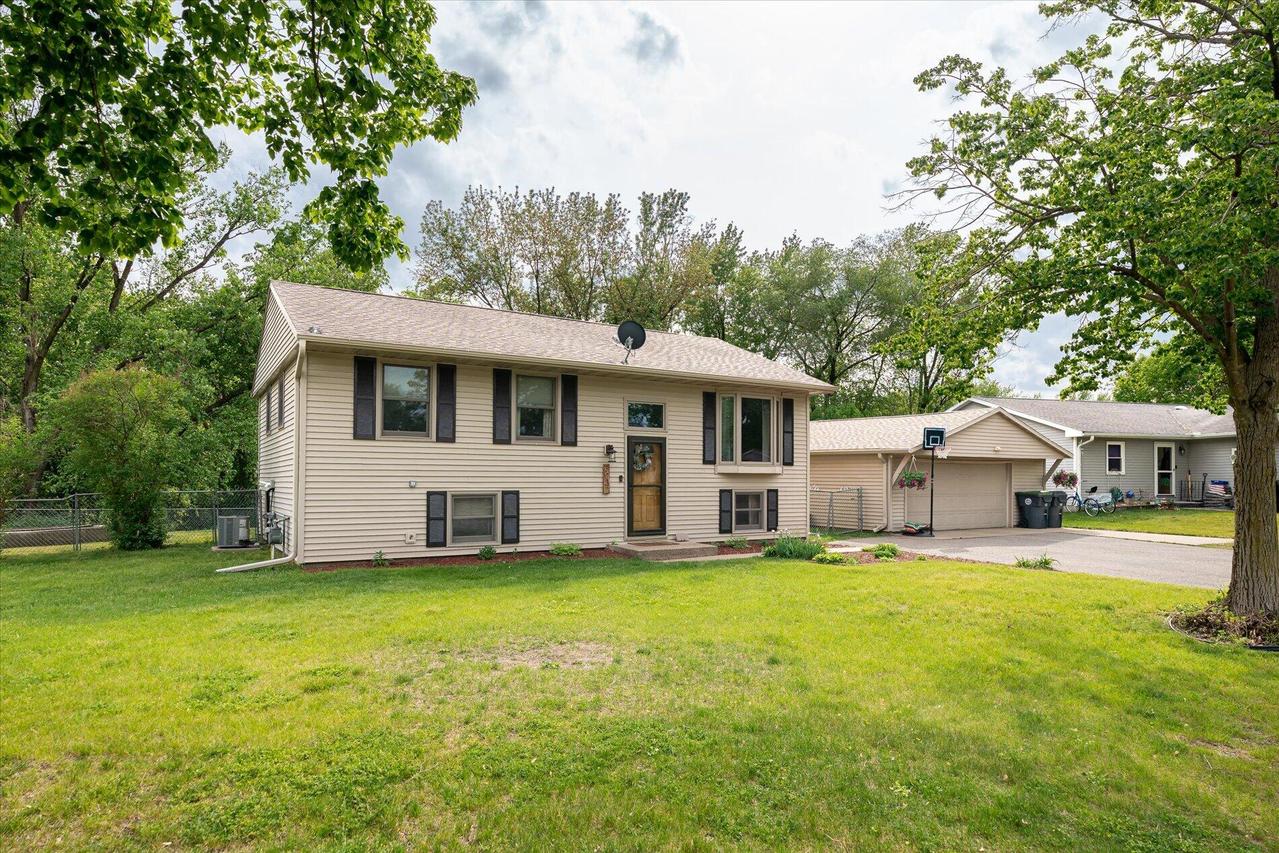 3032 S Marion Rd, La Crosse, WI 54601