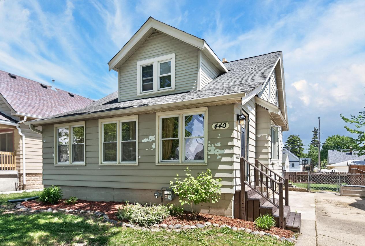 440 S 74th St, Milwaukee, WI 53214