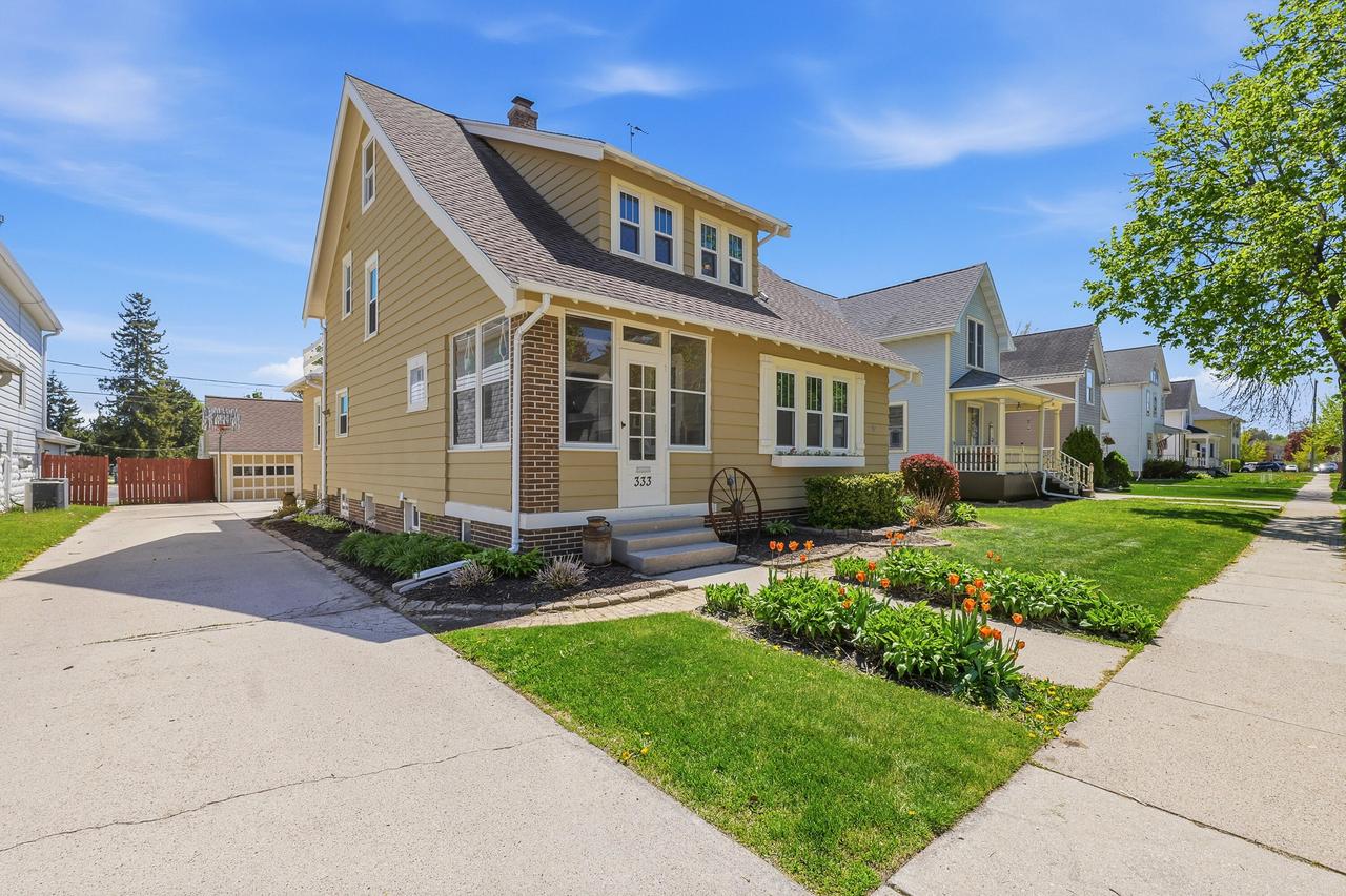 333 Stafford St, Plymouth, WI 53073
