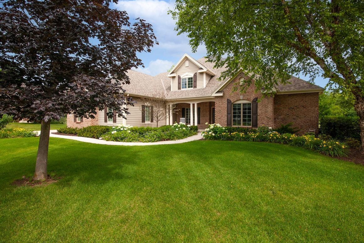 1240 Four Winds Way, Hartland, WI 53029