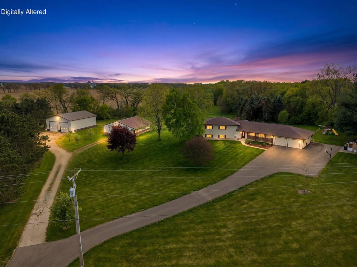 4613 W Rutland Rd, Rutland, WI 53521