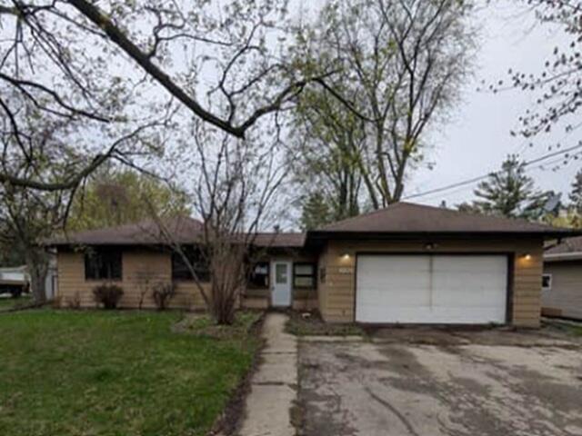 601 S Ridge Ln, Grand Chute, WI 54914