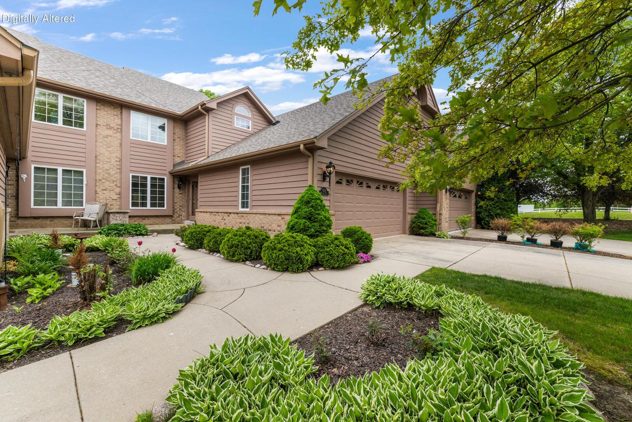 7519 W Mallory Way, Franklin, WI 53132