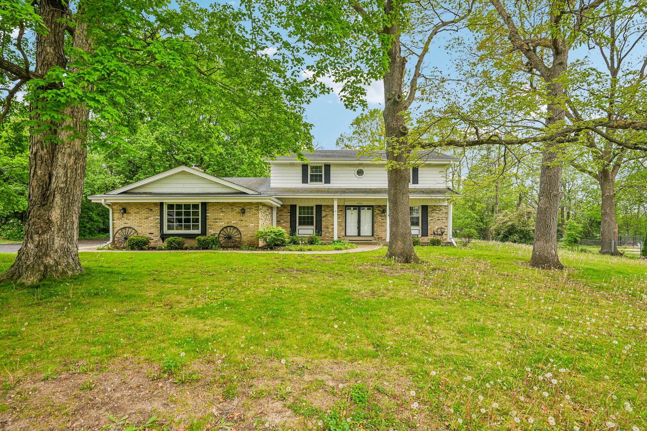 14745 Timberidge Trl, Brookfield, WI 53005