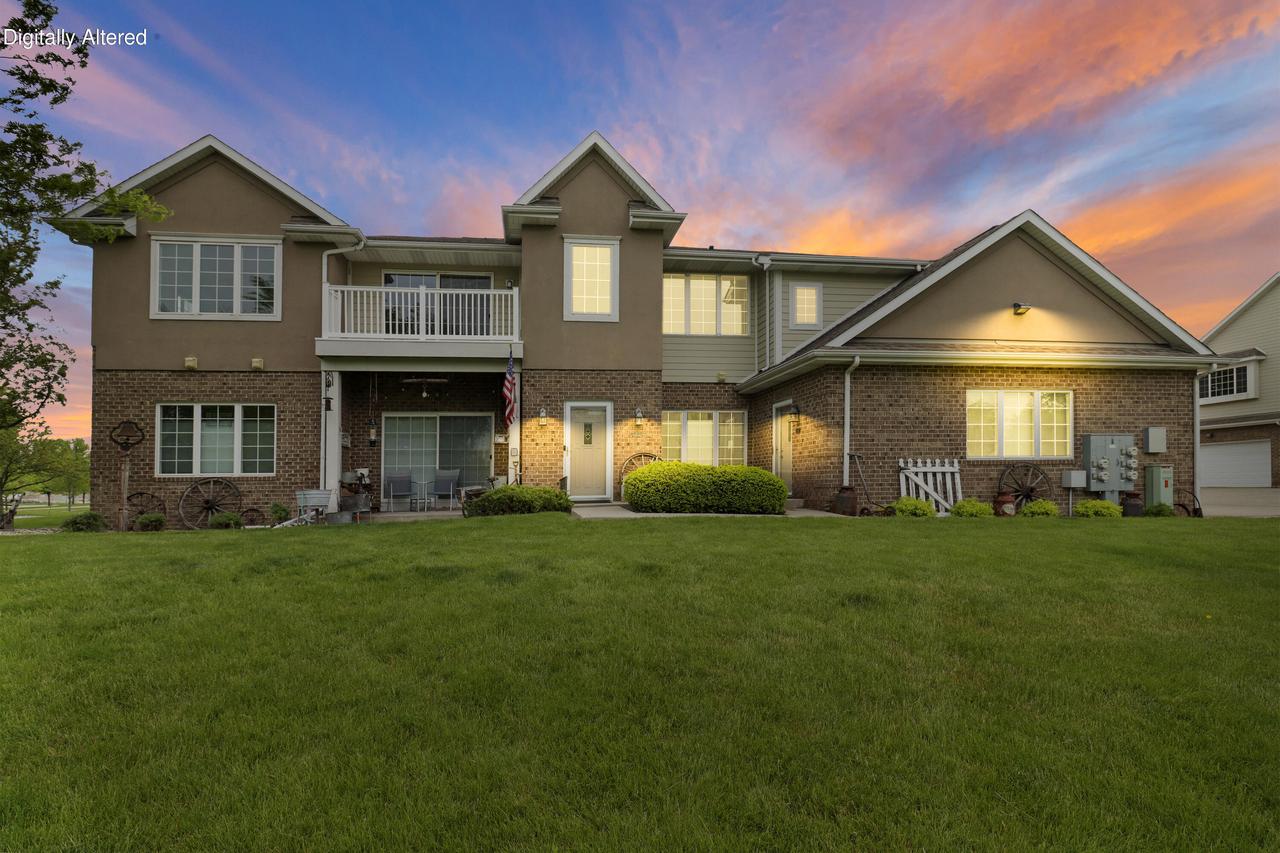 9284 66th Ave #64, Pleasant Prairie, WI 53158
