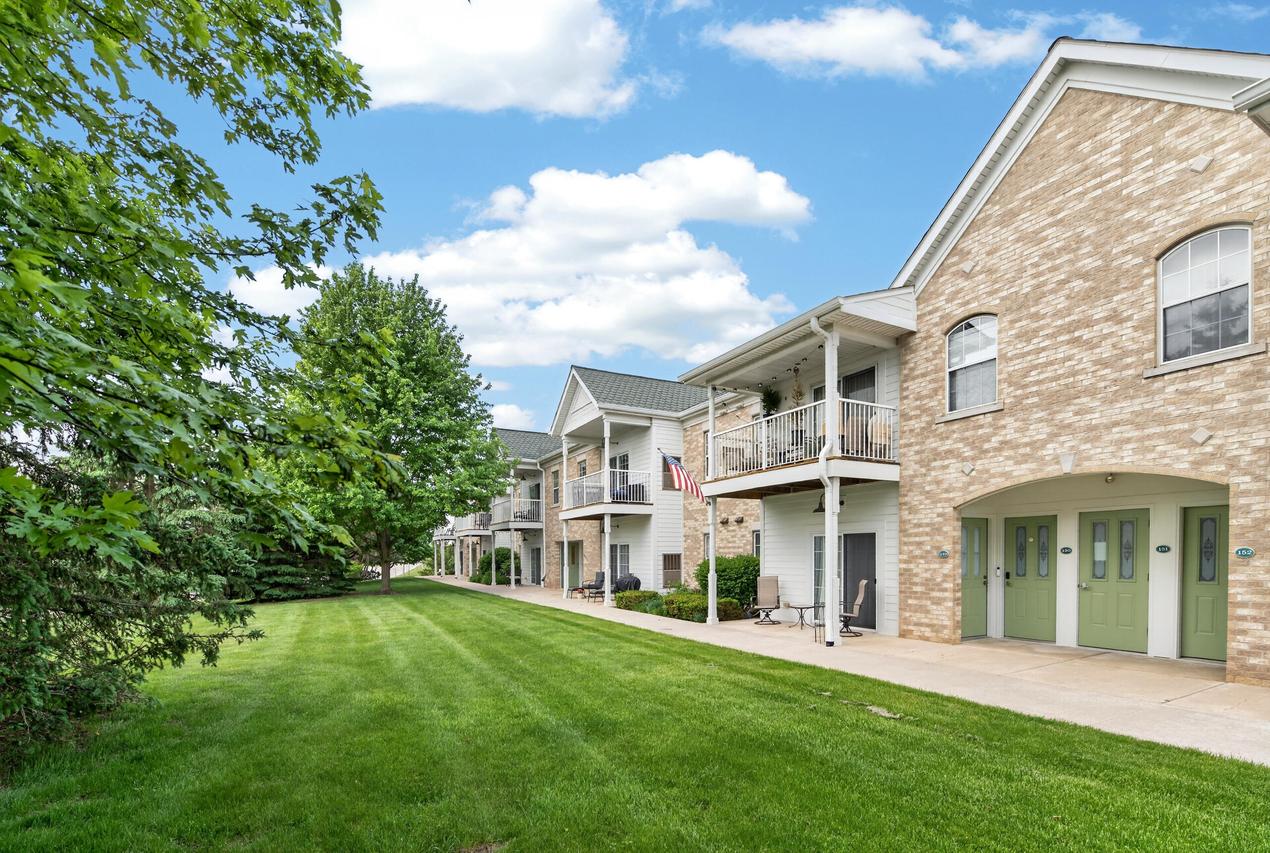 2704 Northview Rd #147, Waukesha, WI 53188