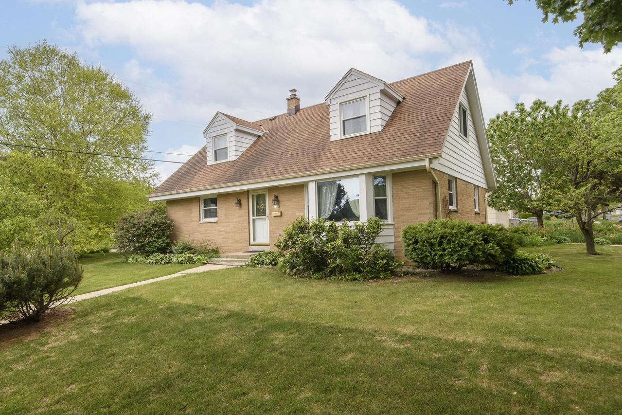 3725 S Marcy St, Milwaukee, WI 53220
