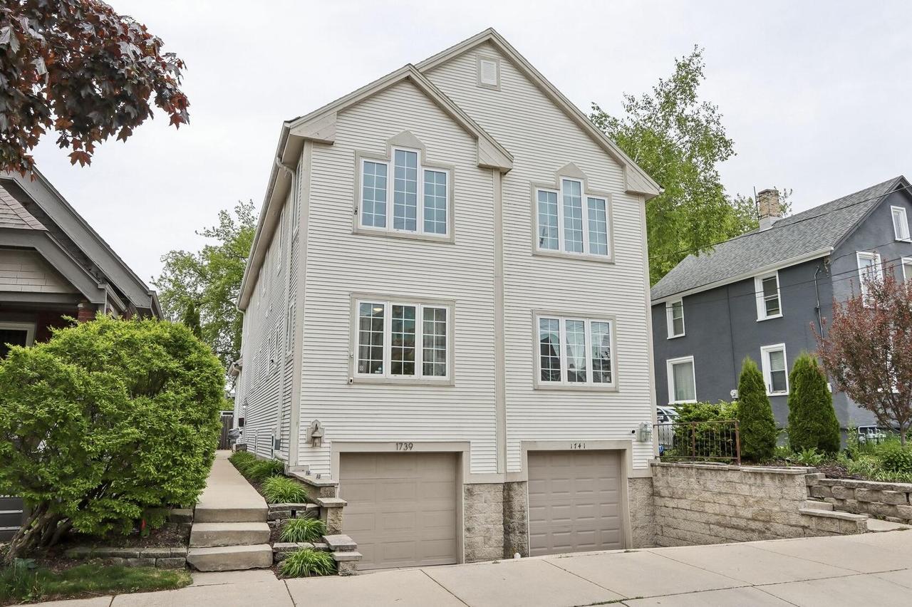 1739 N Warren Ave, Milwaukee, WI 53202