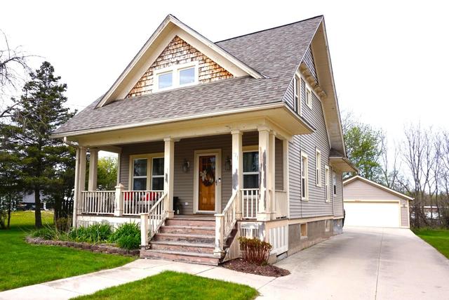 New Homes For Sale This Week That Attend Ozaukee High School: May 22nd to May 28th