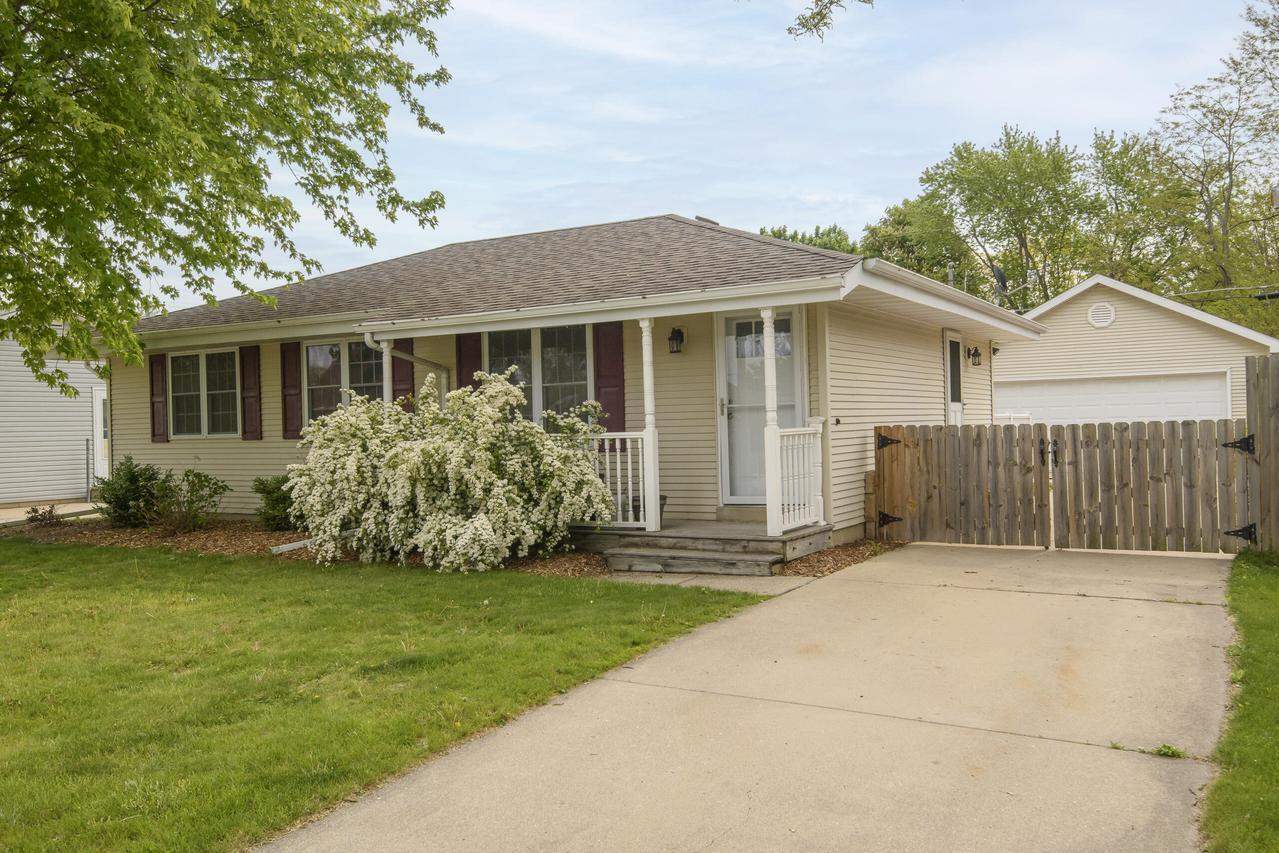 1515 19th Ave, Kenosha, WI 53140