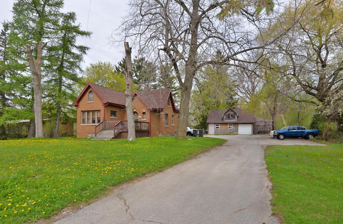 5118 Graceland Blvd, Mount Pleasant, WI 53406