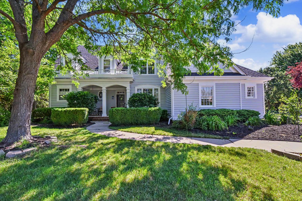 2270 Vincent Dr, Brookfield, WI 53045