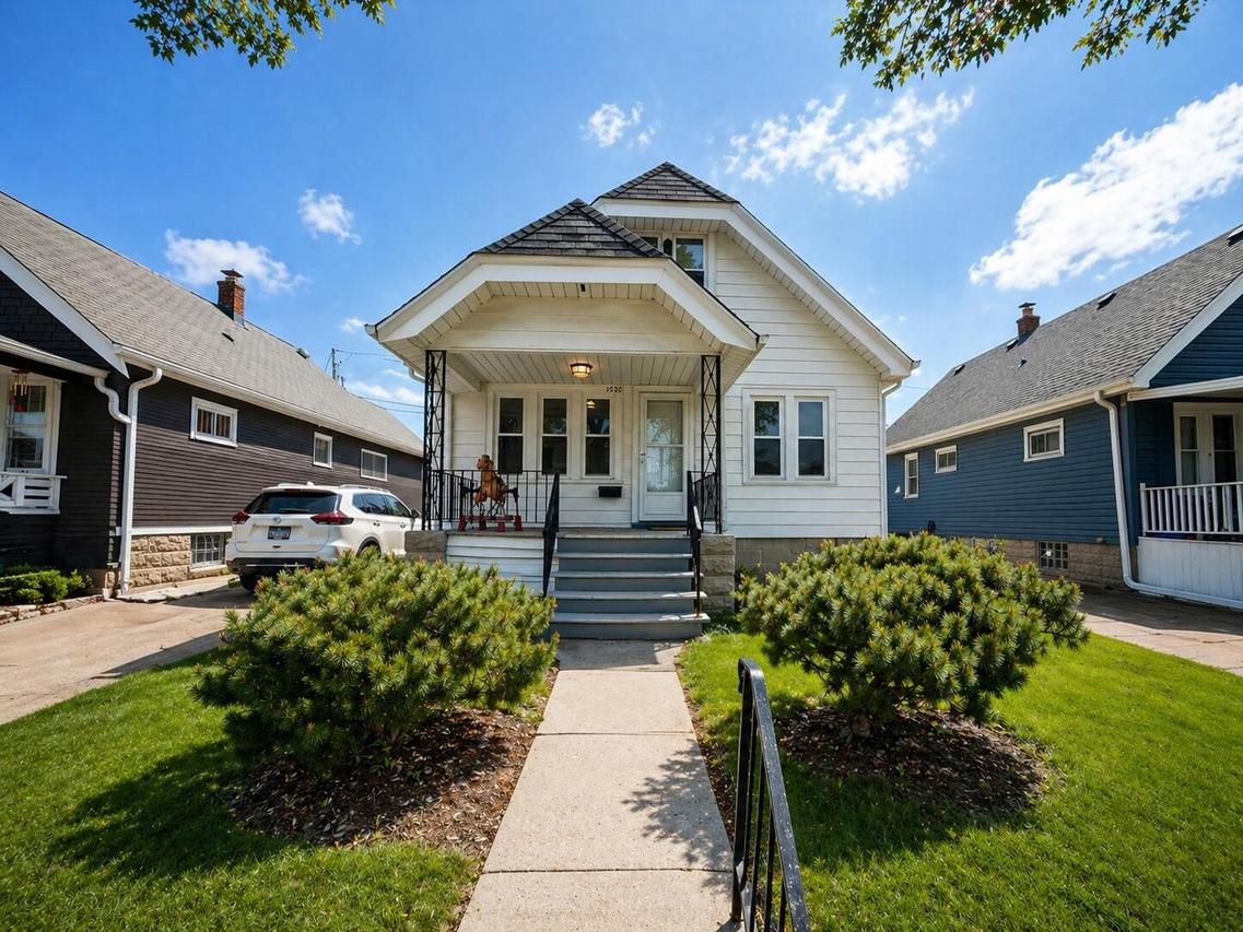 4134 S 1st St, Milwaukee, WI 53207