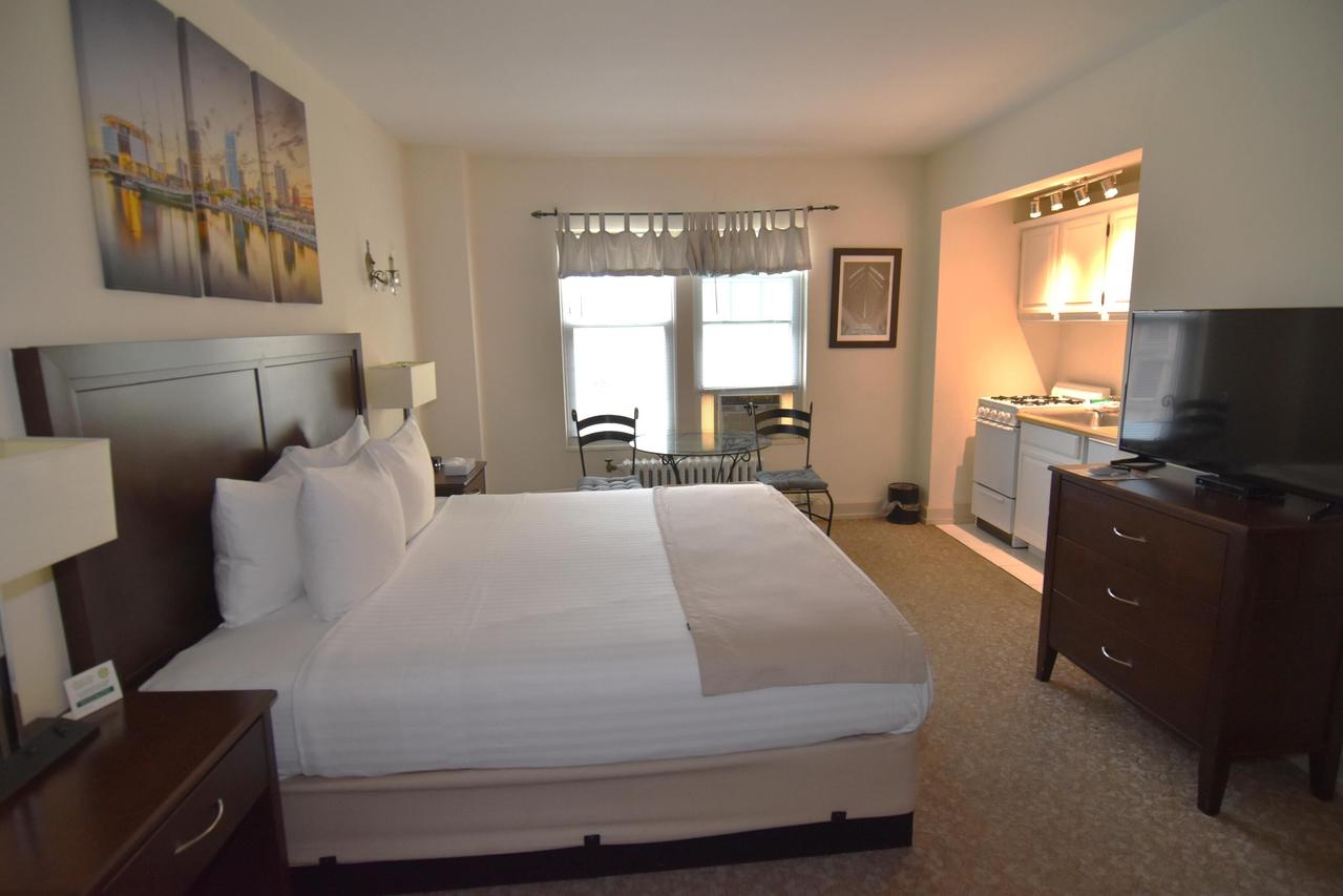 1028 E Juneau Ave #312, Milwaukee, WI 53202