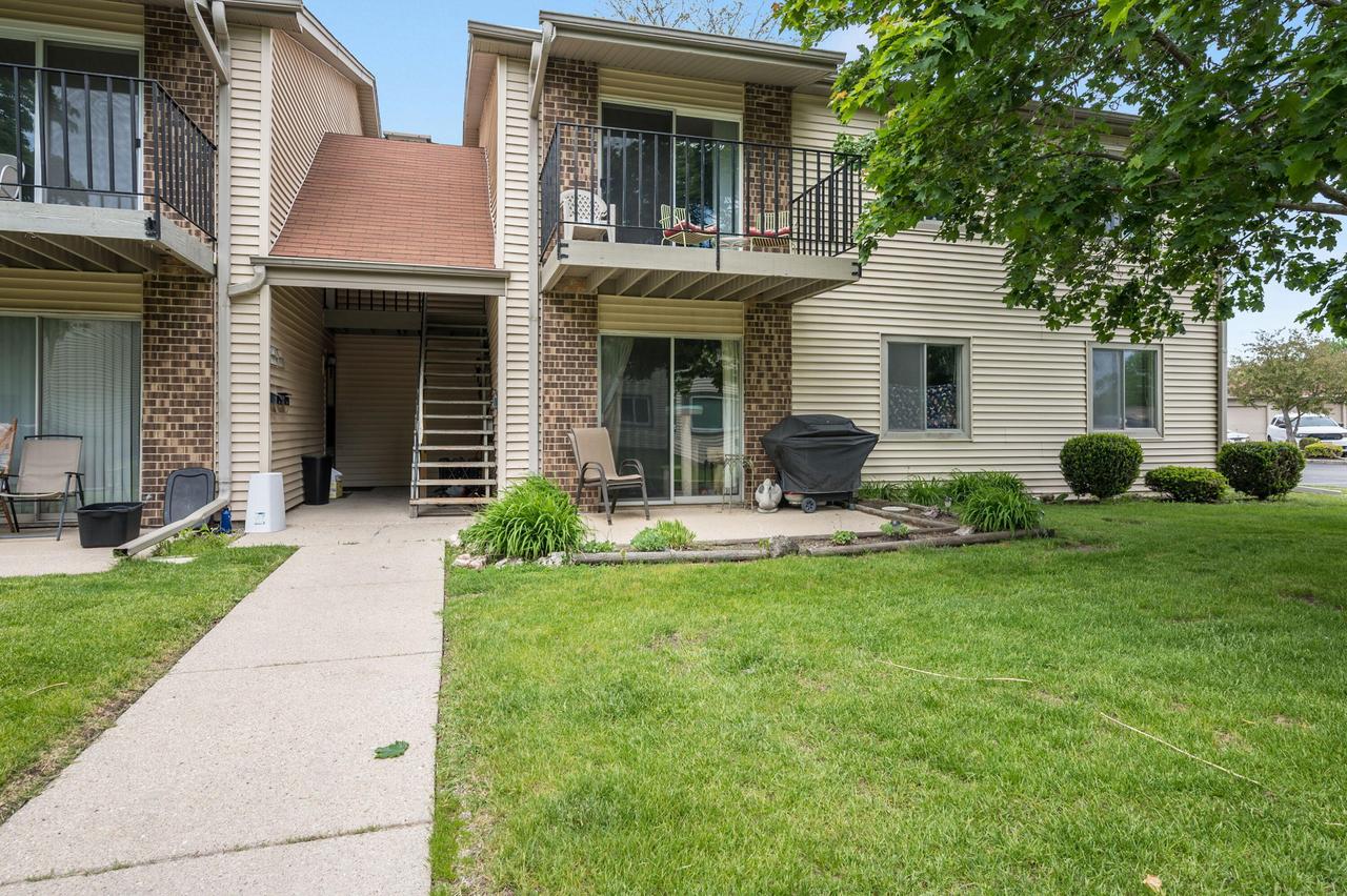 W170N11523 Armada Dr #14, Germantown, WI 53022