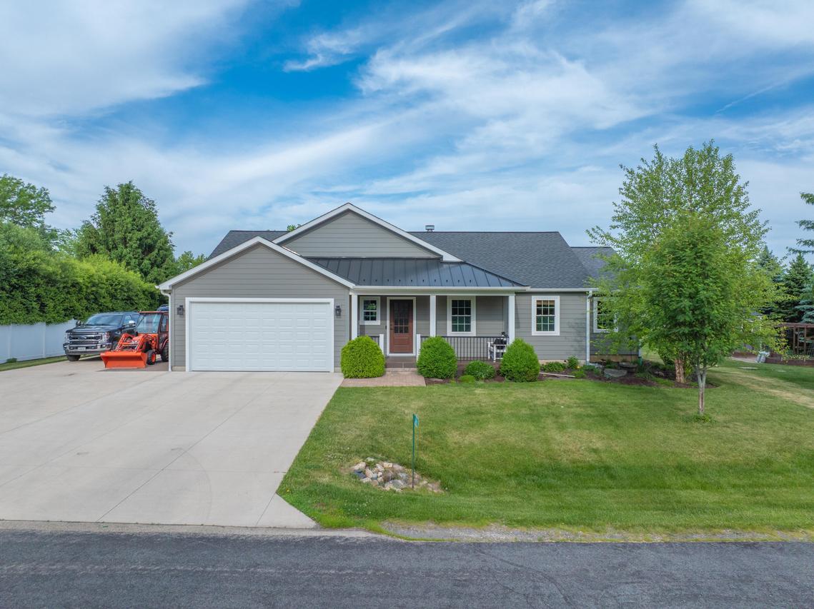 N1682 Washington Ave, Linn, WI 53147