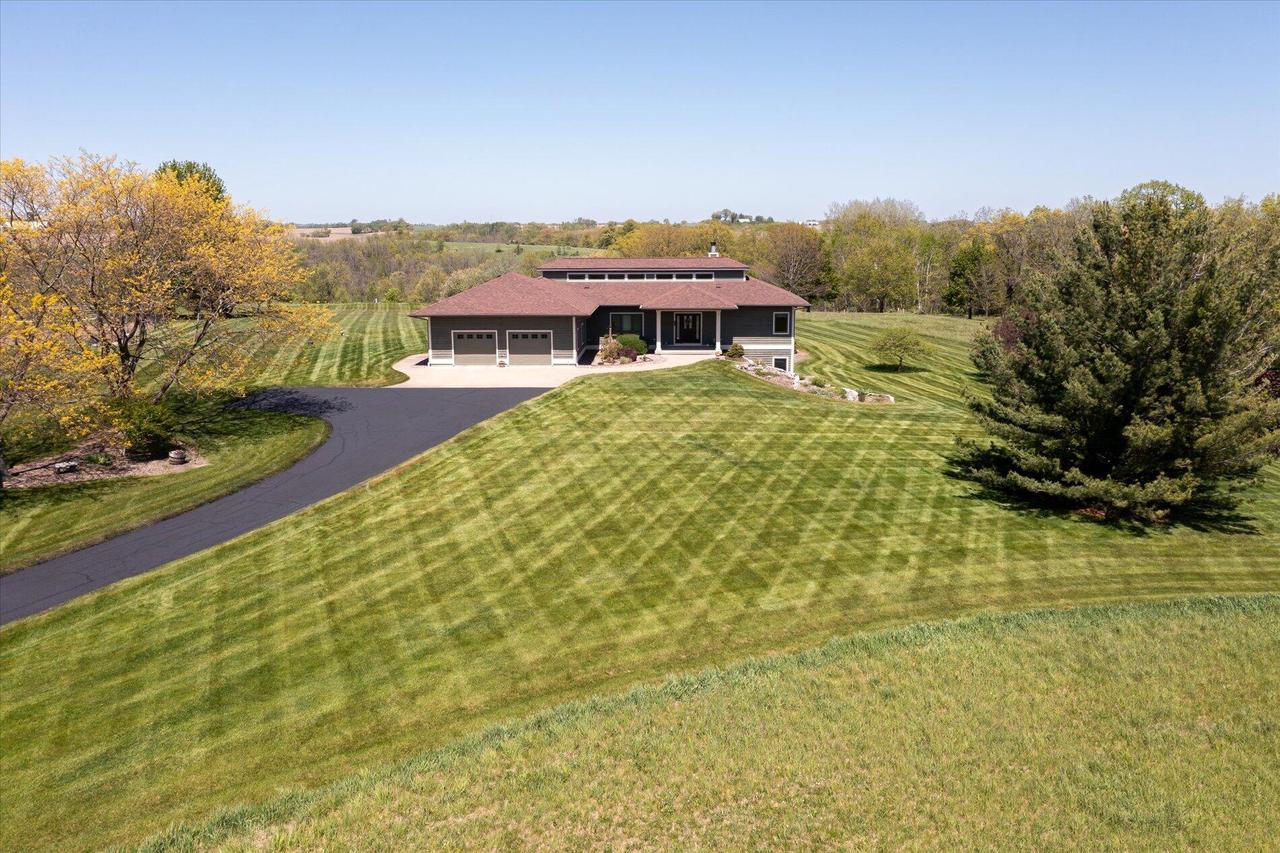 E8082 A Upper Maple Dale, Viroqua, WI 54665