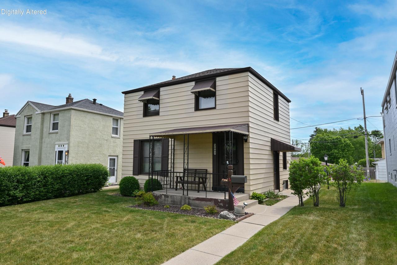 3664 S Whitnall Ave, Milwaukee, WI 53207