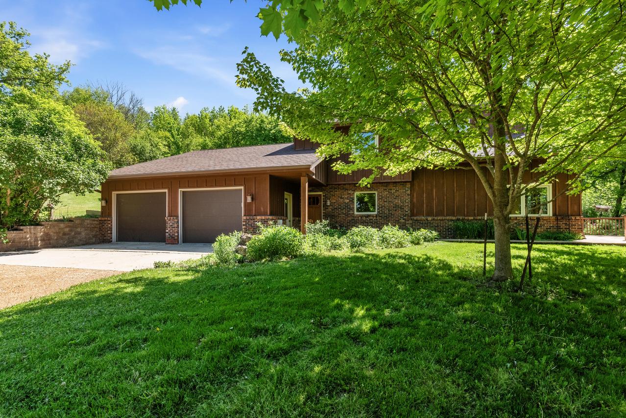 W2106 Pond Rd, Rubicon, WI 53059