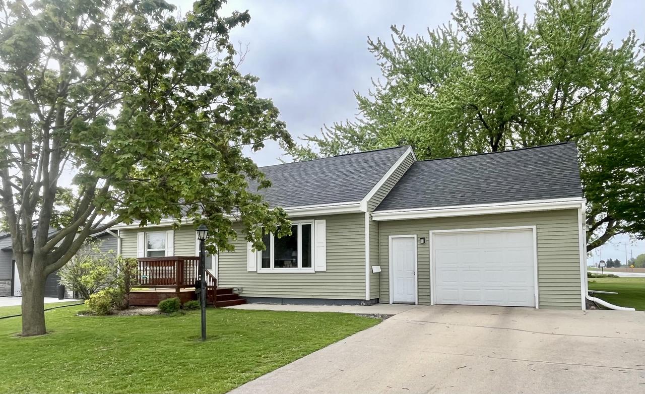 721 Menasha St, Reedsville, WI 54230