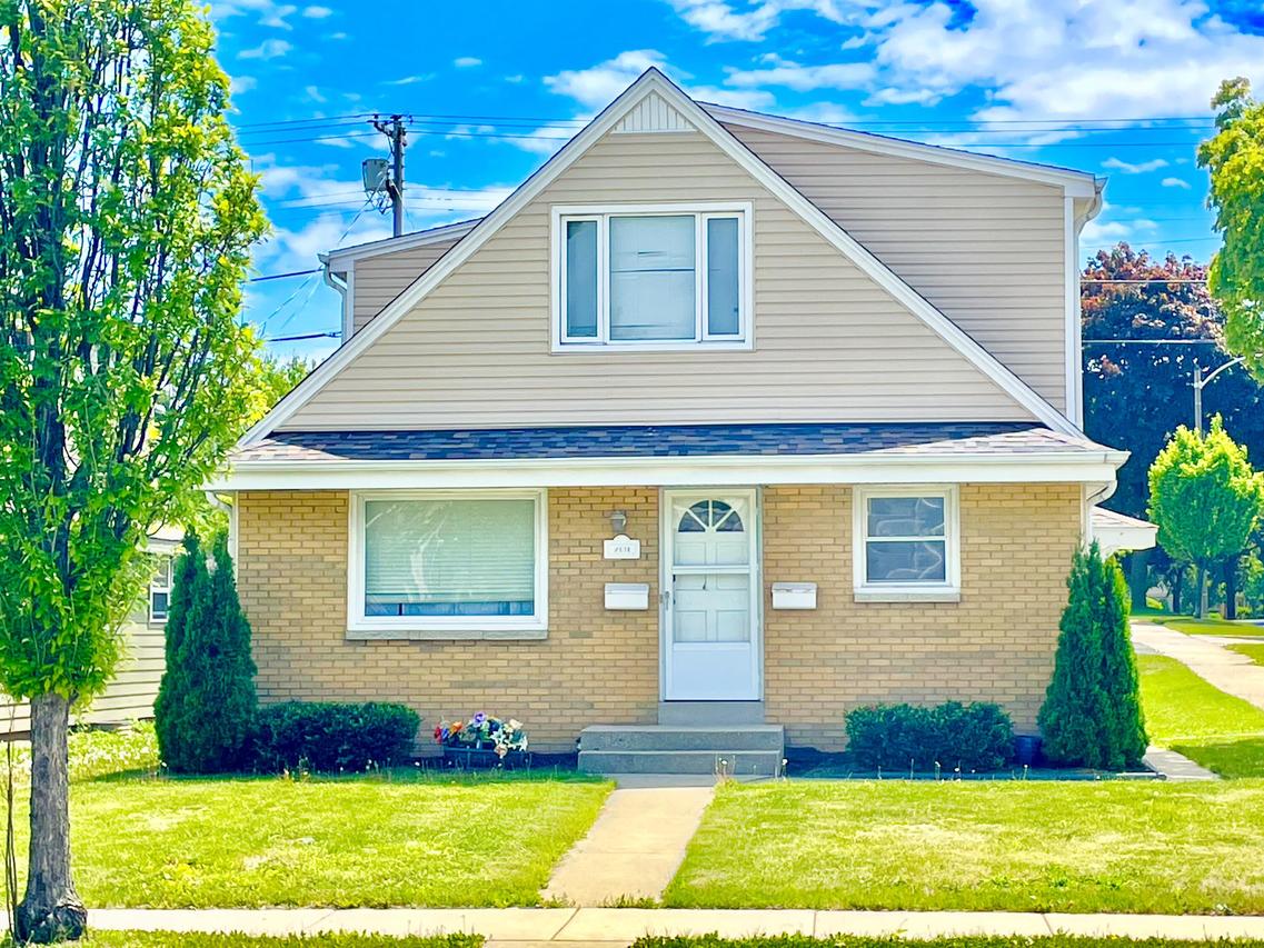 2131 W Layton Ave #A, Milwaukee, WI 53221