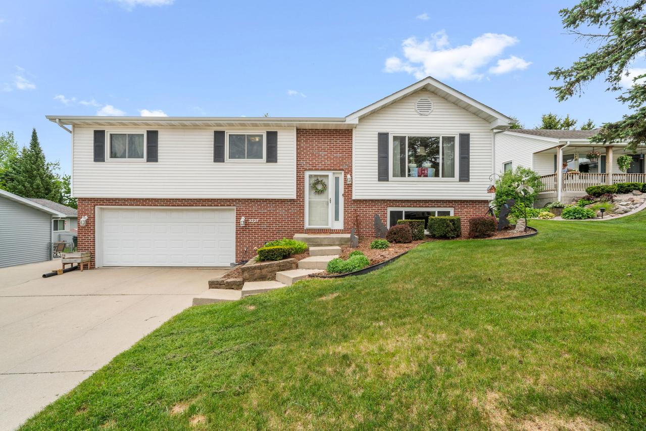 3227 Windsor Pl, West Bend, WI 53090