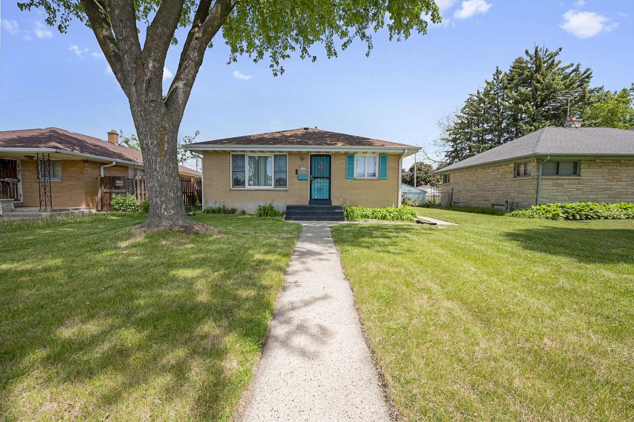 4846 N 76th St, Milwaukee, WI 53218
