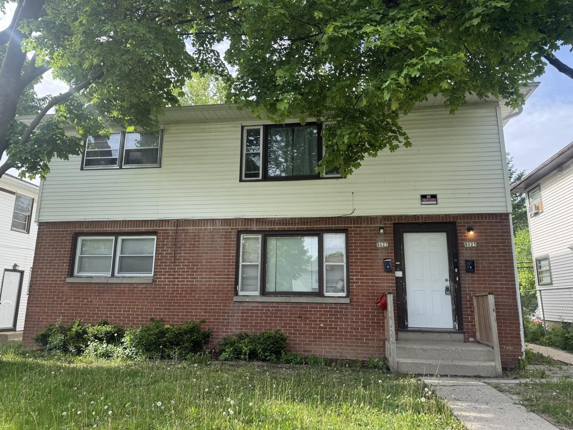 8025 W Villard Ave #8023, Milwaukee, WI 53218