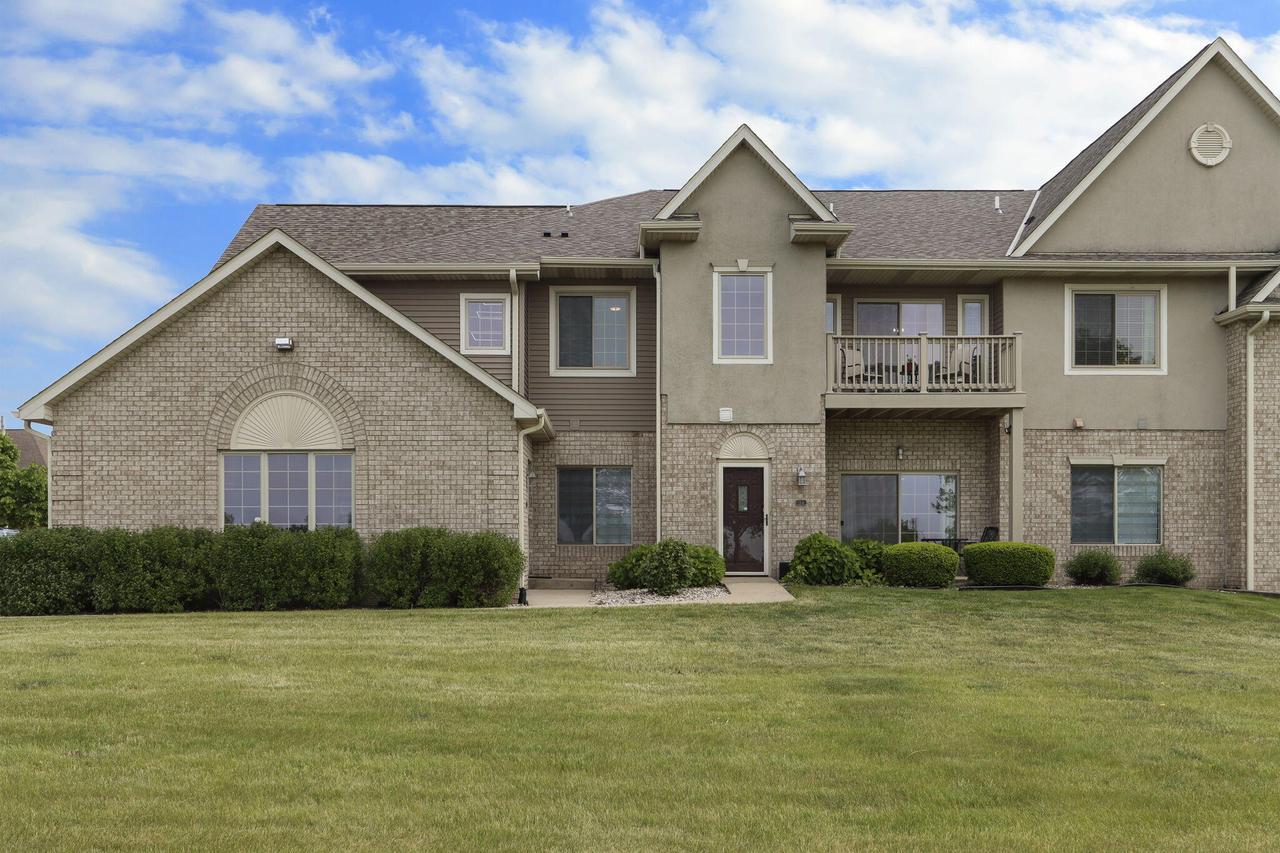 6834 53rd St #37, Kenosha, WI 53144