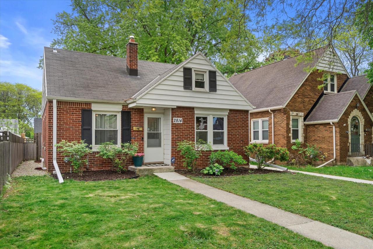 2814 N 80th St, Milwaukee, WI 53222