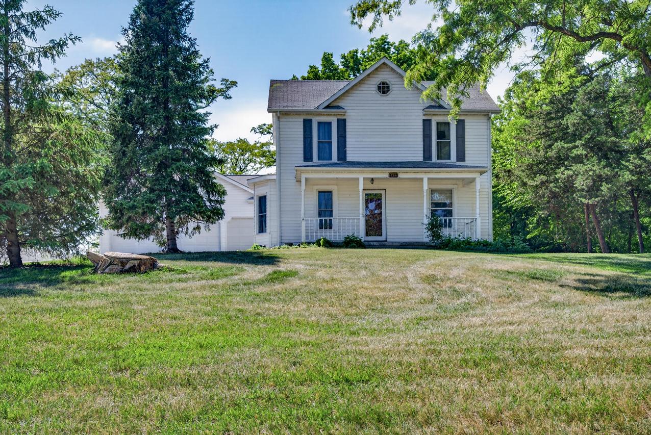 2613 Baumgartner Dr, Campbell, WI 54603