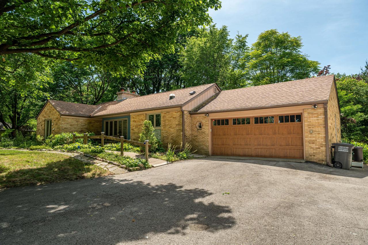 W276N1875 Spring Creek, Pewaukee, WI 53072