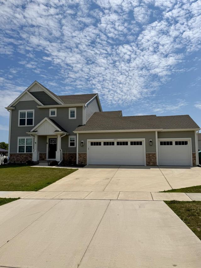 1933 Cheshire Dr, Union Grove, WI 53182