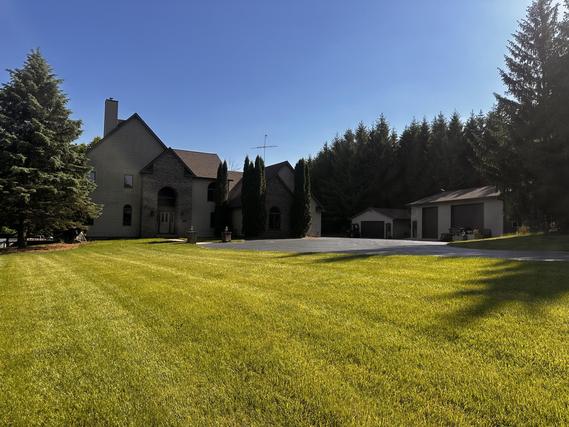 New Homes For Sale This Week That Attend Kewaskum Elementary School: May 22nd to May 28th